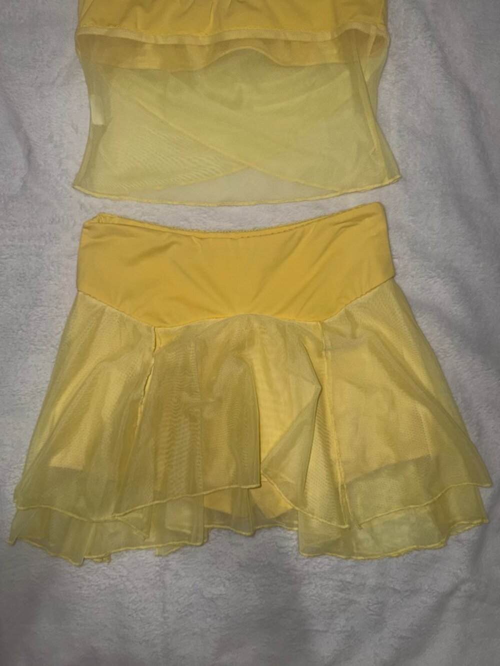 Beautiful Yellow Mesh 2-Piece Cami Top & Ruffled Skirt Set - Size M - Picture 7 of 7